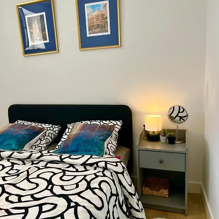 Modern & Amazing View Апартаменты